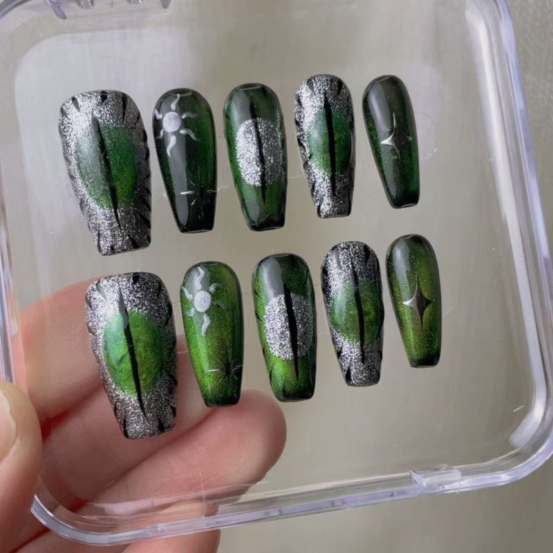 Dark Devil's Y2g Dark Green Cat's Eye Press On Nails Live No.63