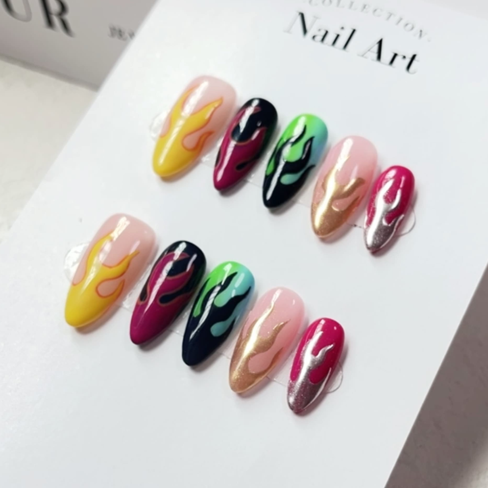 Almond 3d style nails 14