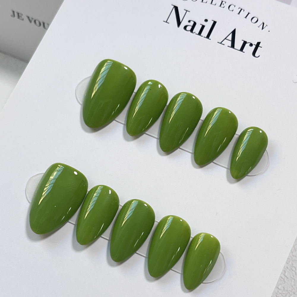 Solid color nails 22